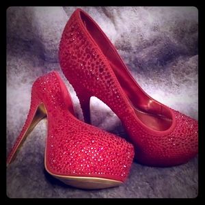 mascotte red heels